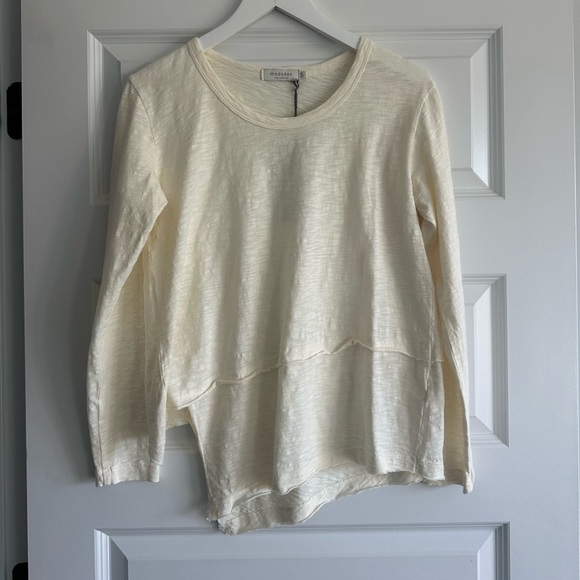 Mododoc Asymmetrical Hem Top - Picture 1 of 6